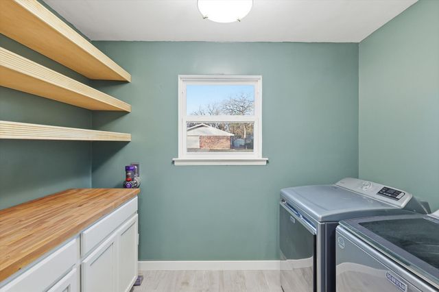 904 Scott Drive, Hurst, TX 76053