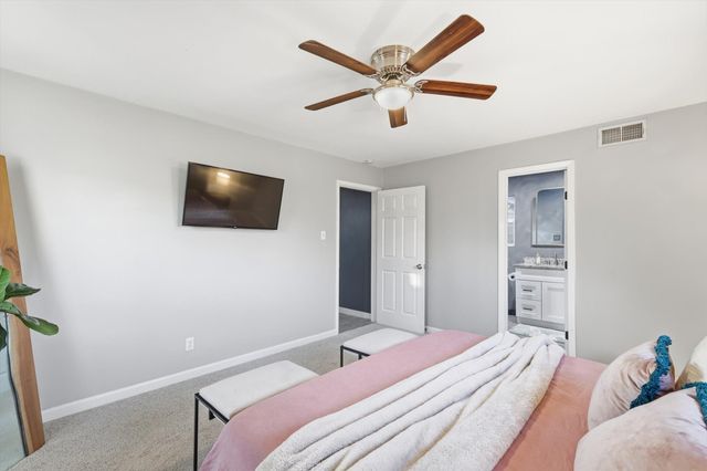 904 Scott Drive, Hurst, TX 76053