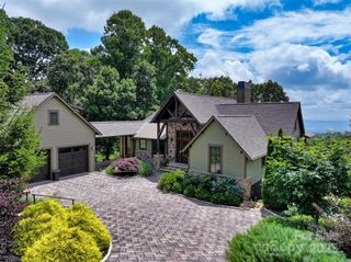 84 Meadow Top Lane, Hendersonville, NC 28792
