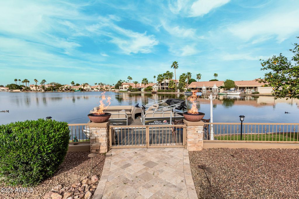 11101 W SIENO Place, Avondale, AZ 85392 — photo 2