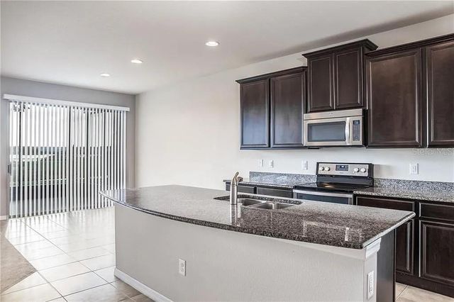 9215 MOUNTAIN MAGNOLIA DRIVE, Riverview, FL 33578