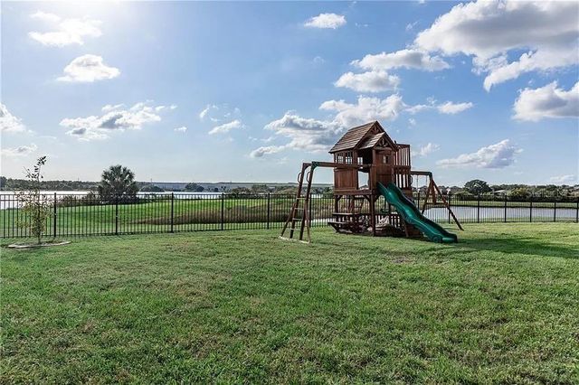 9215 MOUNTAIN MAGNOLIA DRIVE, Riverview, FL 33578