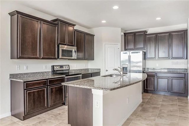 9215 MOUNTAIN MAGNOLIA DRIVE, Riverview, FL 33578