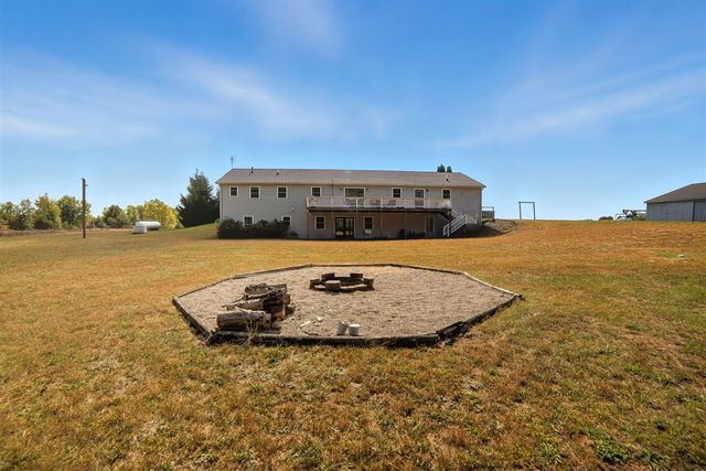 7580 River Road, Evart, MI 49631