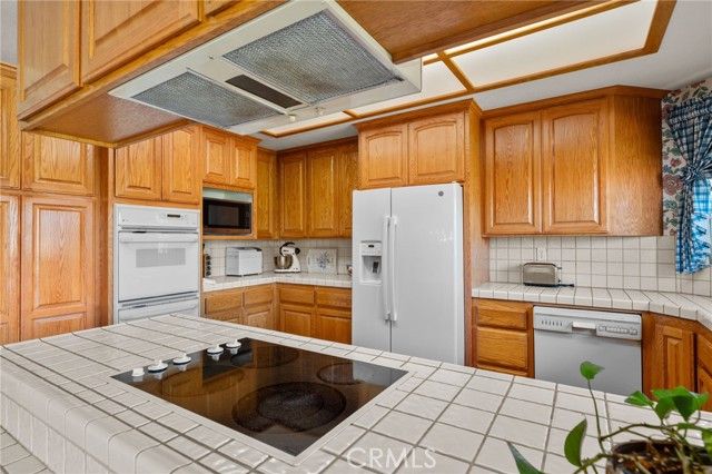 1725 S Elderberry, Ontario, CA 91762