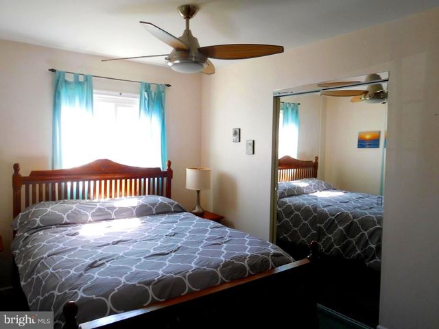 8384 FOREST DR, Pasadena, MD 21122