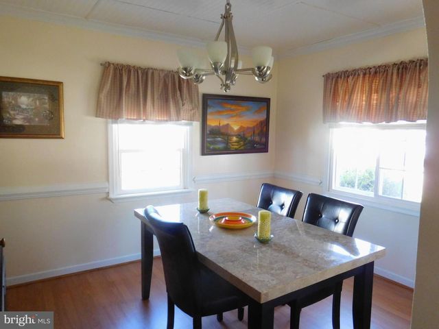 8384 FOREST DR, Pasadena, MD 21122