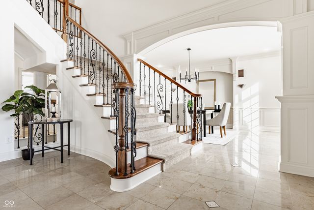 9117 Sargent Manor Court, Indianapolis, IN 46256