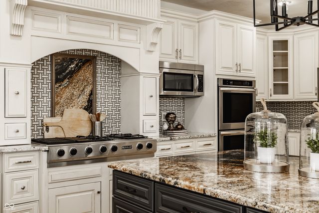 9117 Sargent Manor Court, Indianapolis, IN 46256