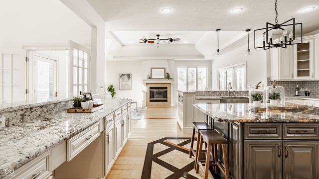 9117 Sargent Manor Court, Indianapolis, IN 46256