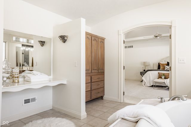 9117 Sargent Manor Court, Indianapolis, IN 46256