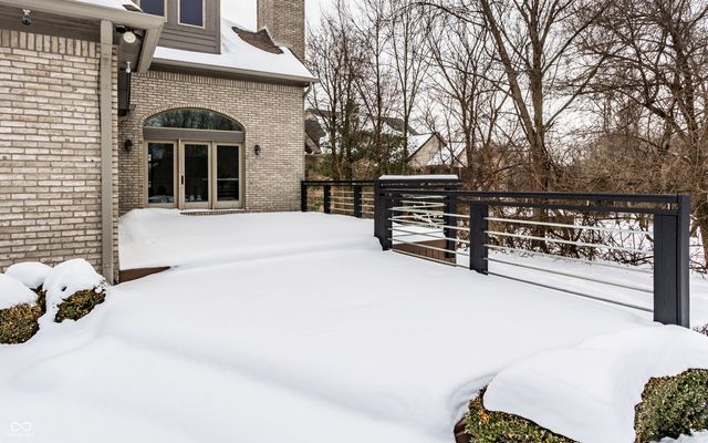 9117 Sargent Manor Court, Indianapolis, IN 46256