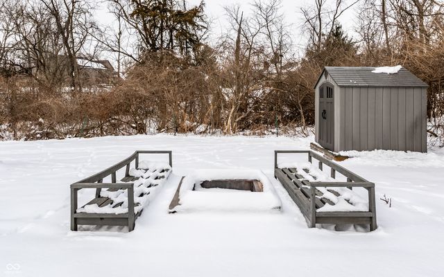 9117 Sargent Manor Court, Indianapolis, IN 46256