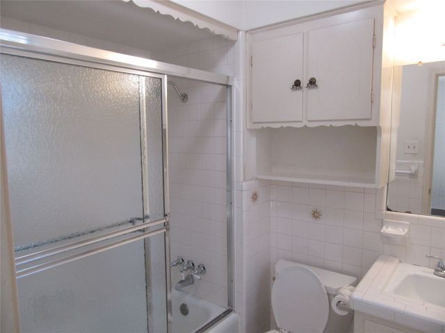 6639 Del Norte Lane, Dallas, TX 75225