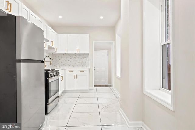 781 E STATE ST, Trenton, NJ 08609