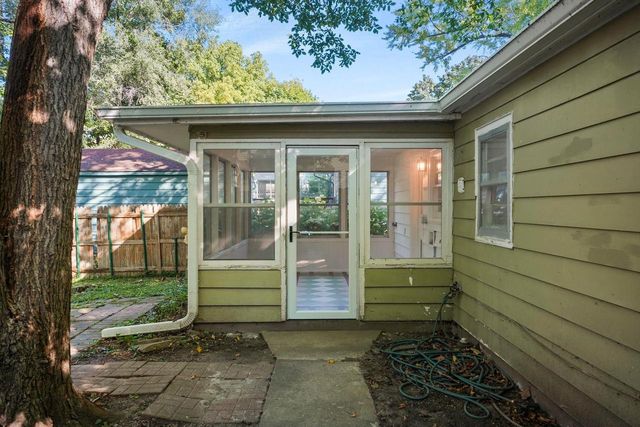 4609 Gordon Avenue, Monona, WI 53716