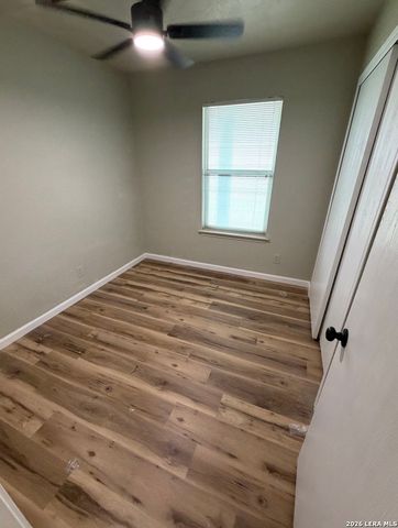 6431 Flatstone Pass, Converse, TX 78109