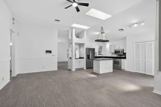 12709 White Coral Drive, Wellington, FL 33414