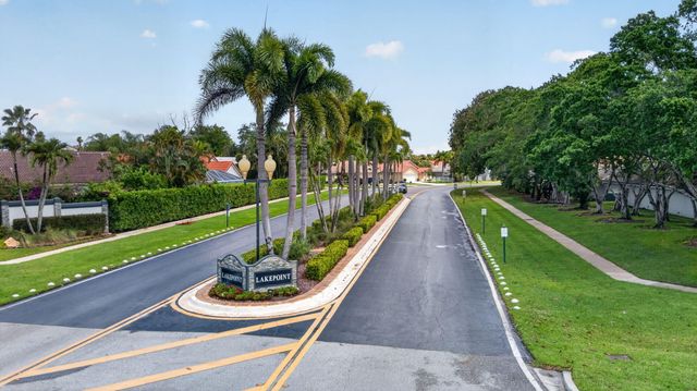 12709 White Coral Drive, Wellington, FL 33414