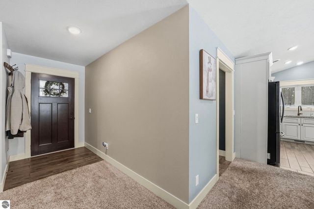 3364 Inland Oaks Drive S, Interlochen, MI 49643