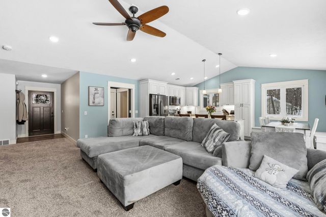 3364 Inland Oaks Drive S, Interlochen, MI 49643