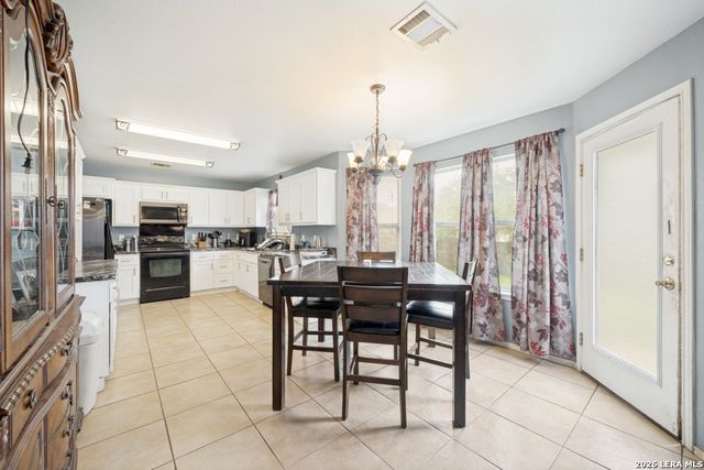 4111 Dunn Oak, San Antonio, TX 78223