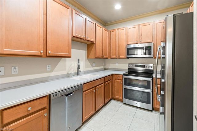 9496 River Otter DR, Fort Myers, FL 33912