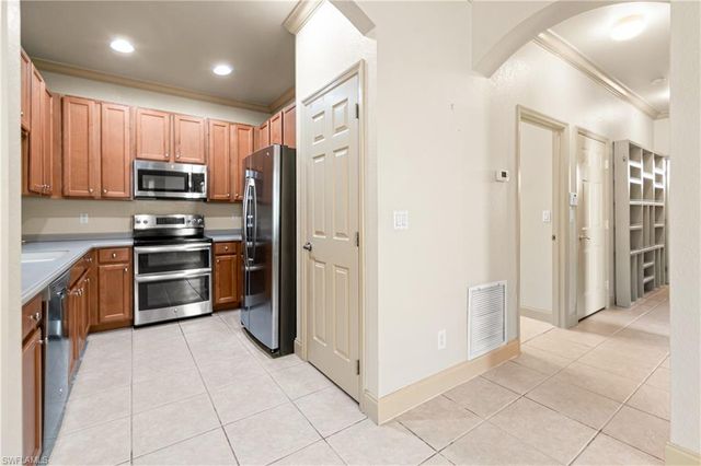 9496 River Otter DR, Fort Myers, FL 33912