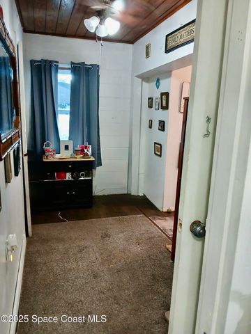575 Nora Avenue, Merritt Island, FL 32952