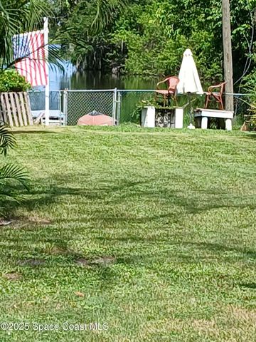 575 Nora Avenue, Merritt Island, FL 32952