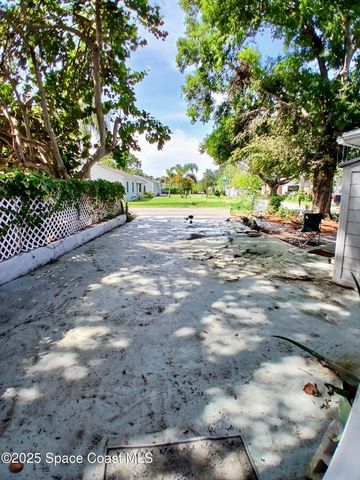 575 Nora Avenue, Merritt Island, FL 32952