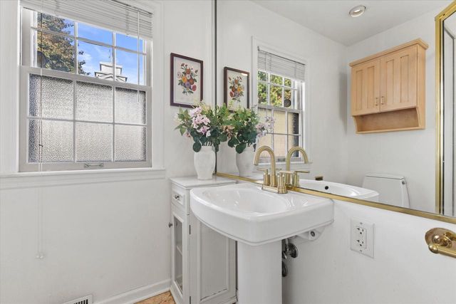 932 Kentucky STREET, Racine, WI 53405