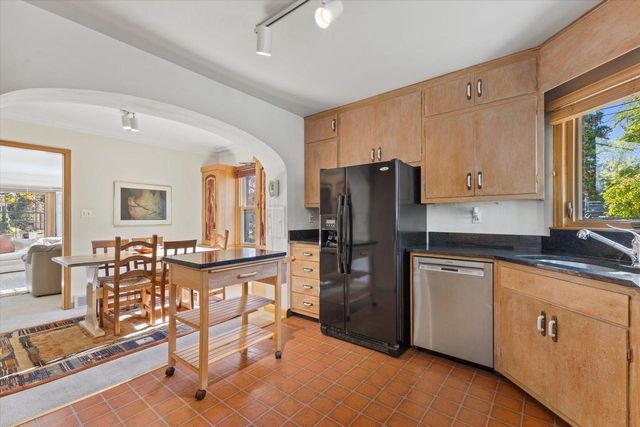 932 Kentucky STREET, Racine, WI 53405