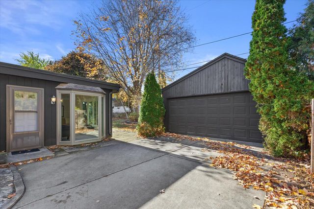 932 Kentucky STREET, Racine, WI 53405