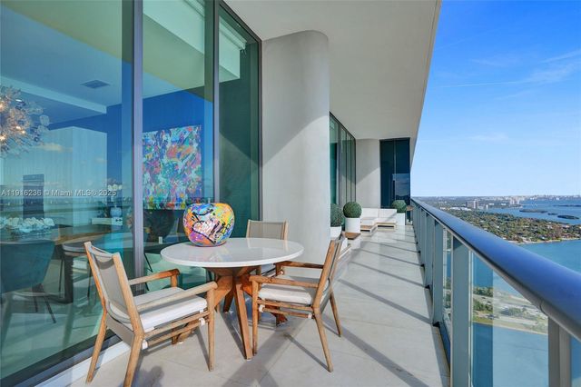 3131 NE 7th Ave UPH5301, Miami, FL 33137