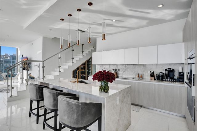 3131 NE 7th Ave UPH5301, Miami, FL 33137