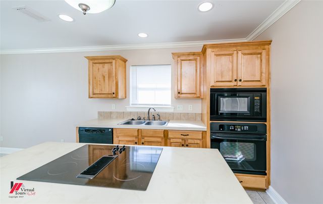 5731 Shannon Drive, Shreveport, LA 71129