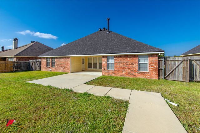 5731 Shannon Drive, Shreveport, LA 71129