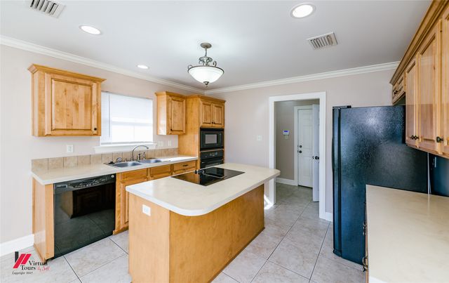 5731 Shannon Drive, Shreveport, LA 71129