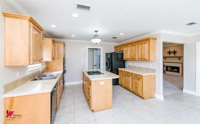 5731 Shannon Drive, Shreveport, LA 71129