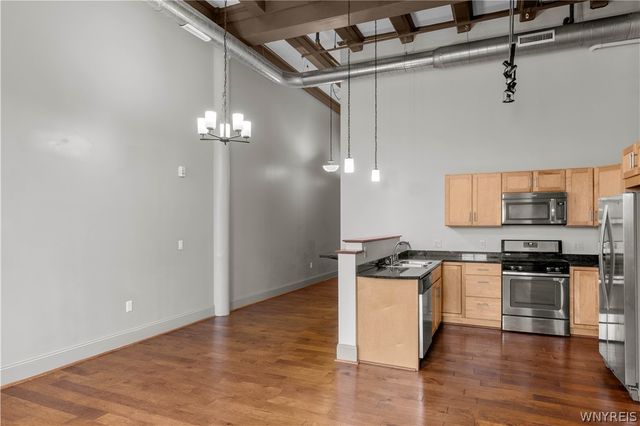 149 Swan 110, Buffalo, NY 14203