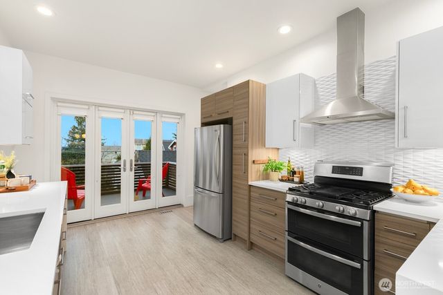 210 W McGraw Street, Seattle, WA 98119