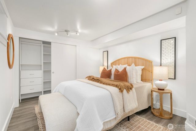 210 W McGraw Street, Seattle, WA 98119