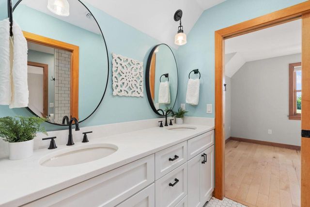 N8240 County Road J, New Glarus, WI 53574