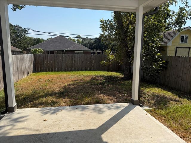 7520 Gracia Street, Houston, TX 77037