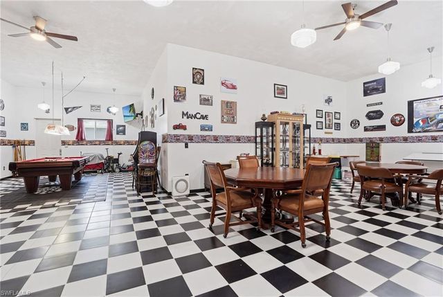 4304 NE 23rd PL, Cape Coral, FL 33909