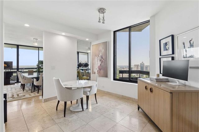 2660 Peachtree Road NW 39D, Atlanta, GA 30305