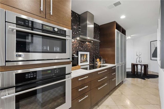 2660 Peachtree Road NW 39D, Atlanta, GA 30305
