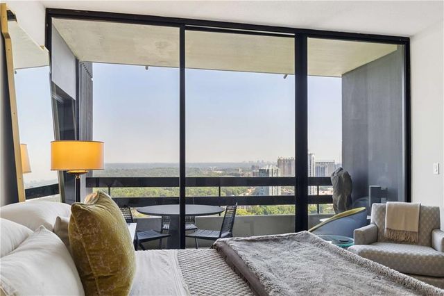 2660 Peachtree Road NW 39D, Atlanta, GA 30305