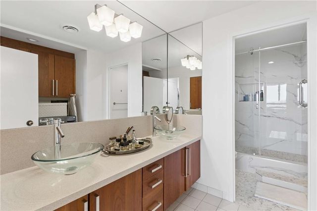 2660 Peachtree Road NW 39D, Atlanta, GA 30305